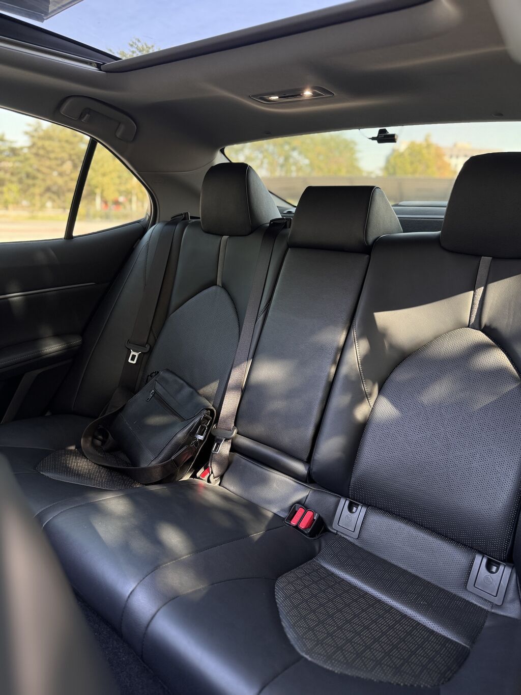 Toyota Camry: 2019 г., 2.5 л, Автомат, Бензин, Седан: фото 7
