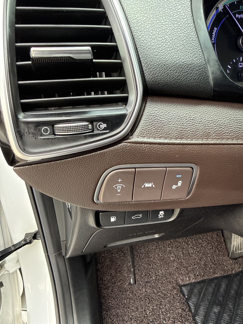 Hyundai Grandeur: 2019 г., 2.4 л, Автомат, Гибрид, Седан: фото 8