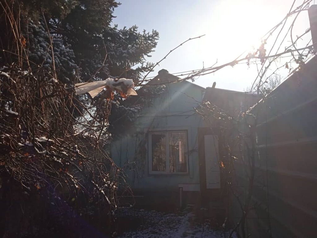 Сдаю дом 4 комнаты между Восток 5 - Аламединский рынок *Количество: фото 2