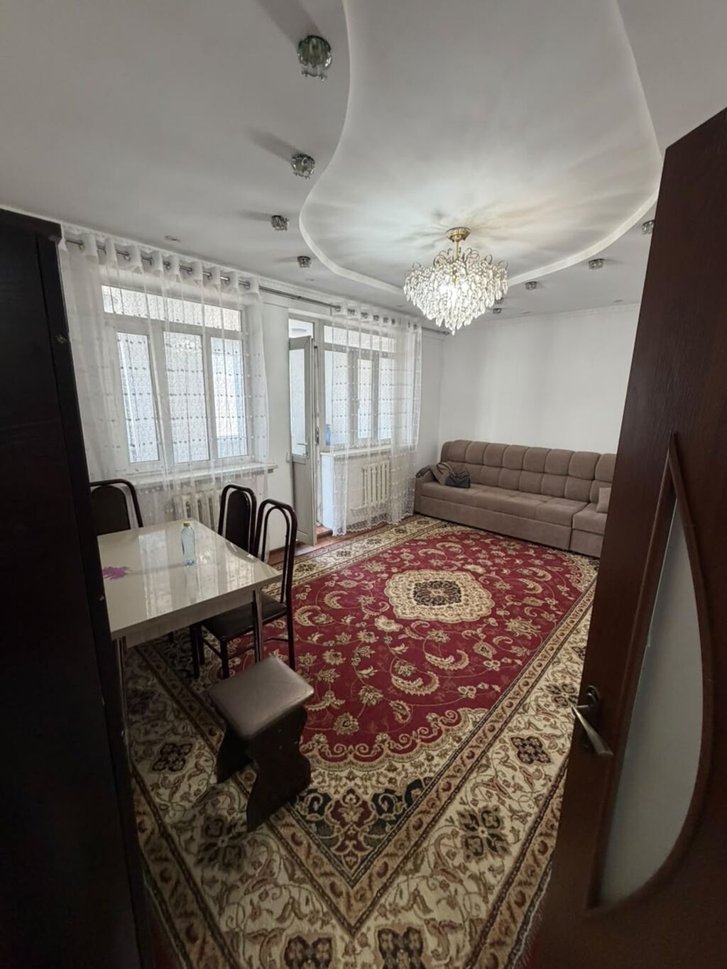 2 комнаты, 58 м², парк Фучика Индивидуалка, 1 этаж, Косметический ремонт: фото 1