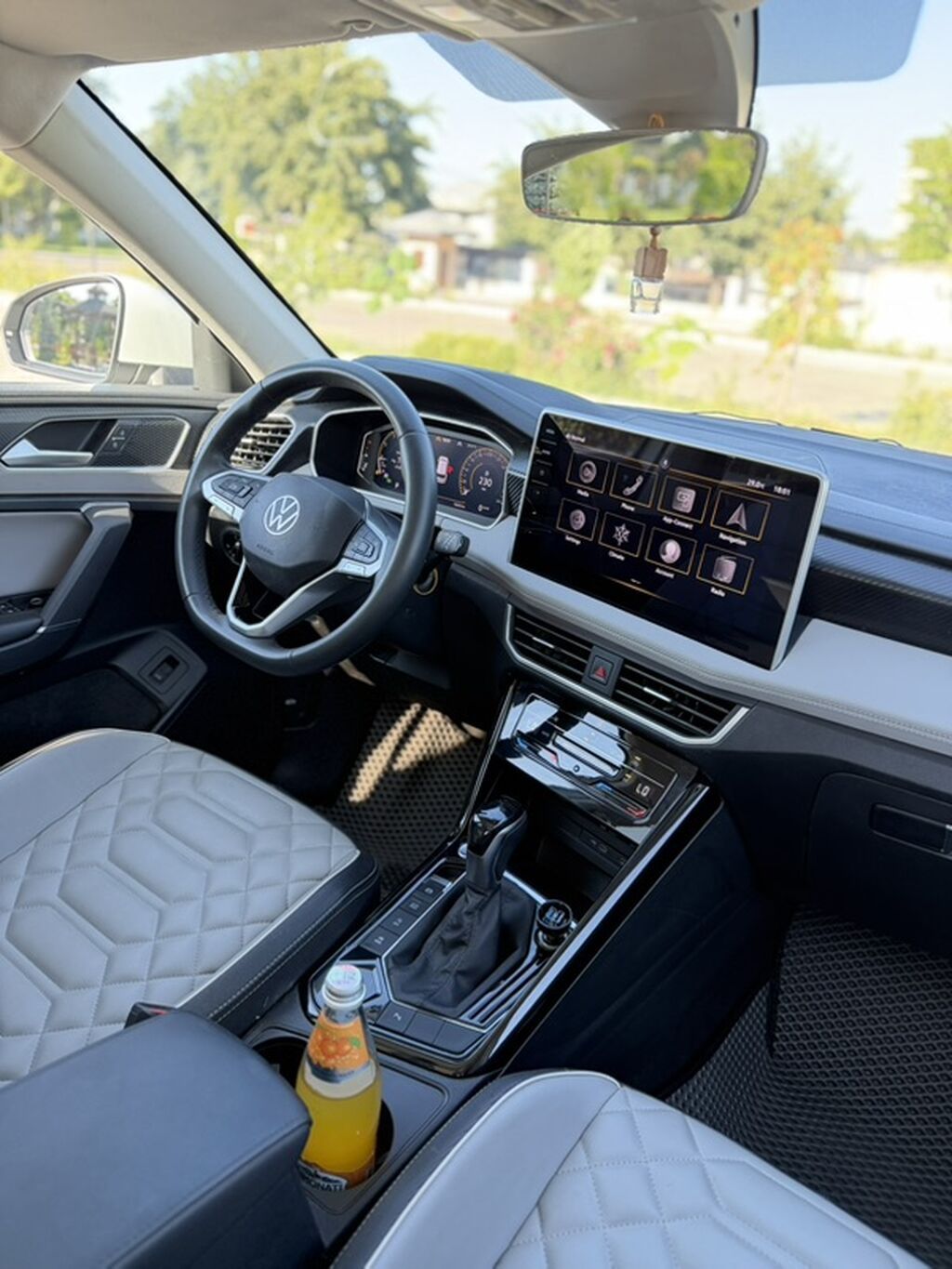 Volkswagen Tayron: 2023 г., 1.5 л, Автомат, Бензин, Кроссовер: фото 6