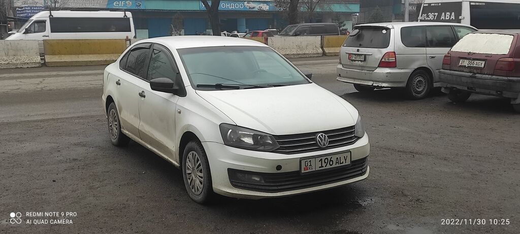 Volkswagen Polo: 2016 г., 1.6 л, Механика, Бензин, Седан: фото 4