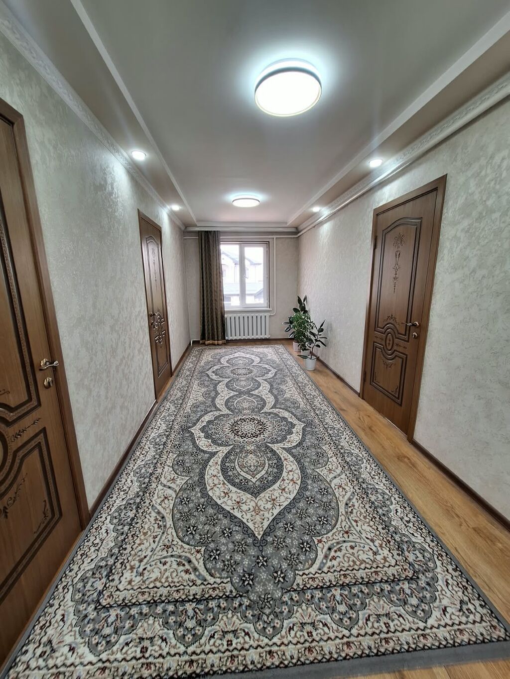 300 м², 6 комнат и более: фото 4