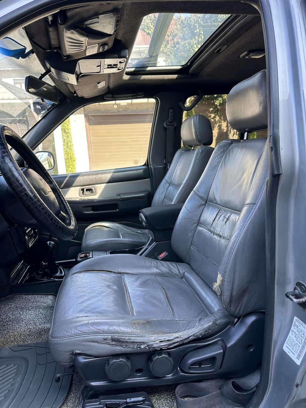 Nissan Pathfinder: 1998 г., 3.3 л, Механика, Бензин, Внедорожник: фото 8