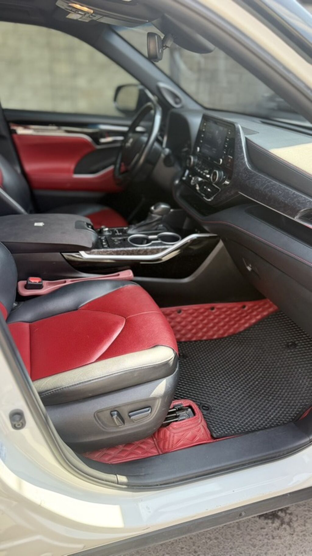 Toyota Highlander: 2020 г., 3.5 л, Автомат, Бензин, Кроссовер: фото 6