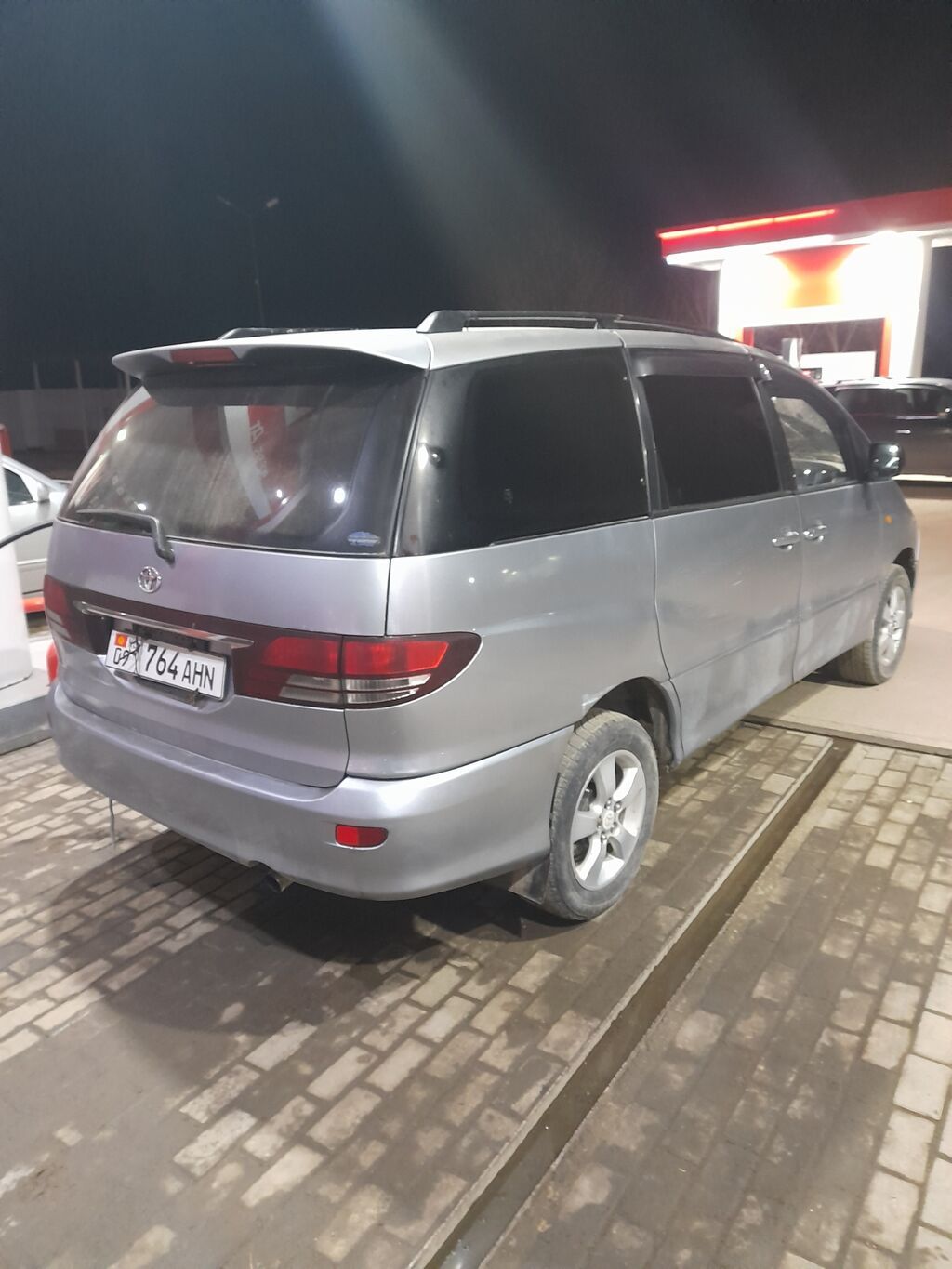 Toyota Previa: 2000 г., 2.4 л, Механика, Бензин, Минивэн: фото 2