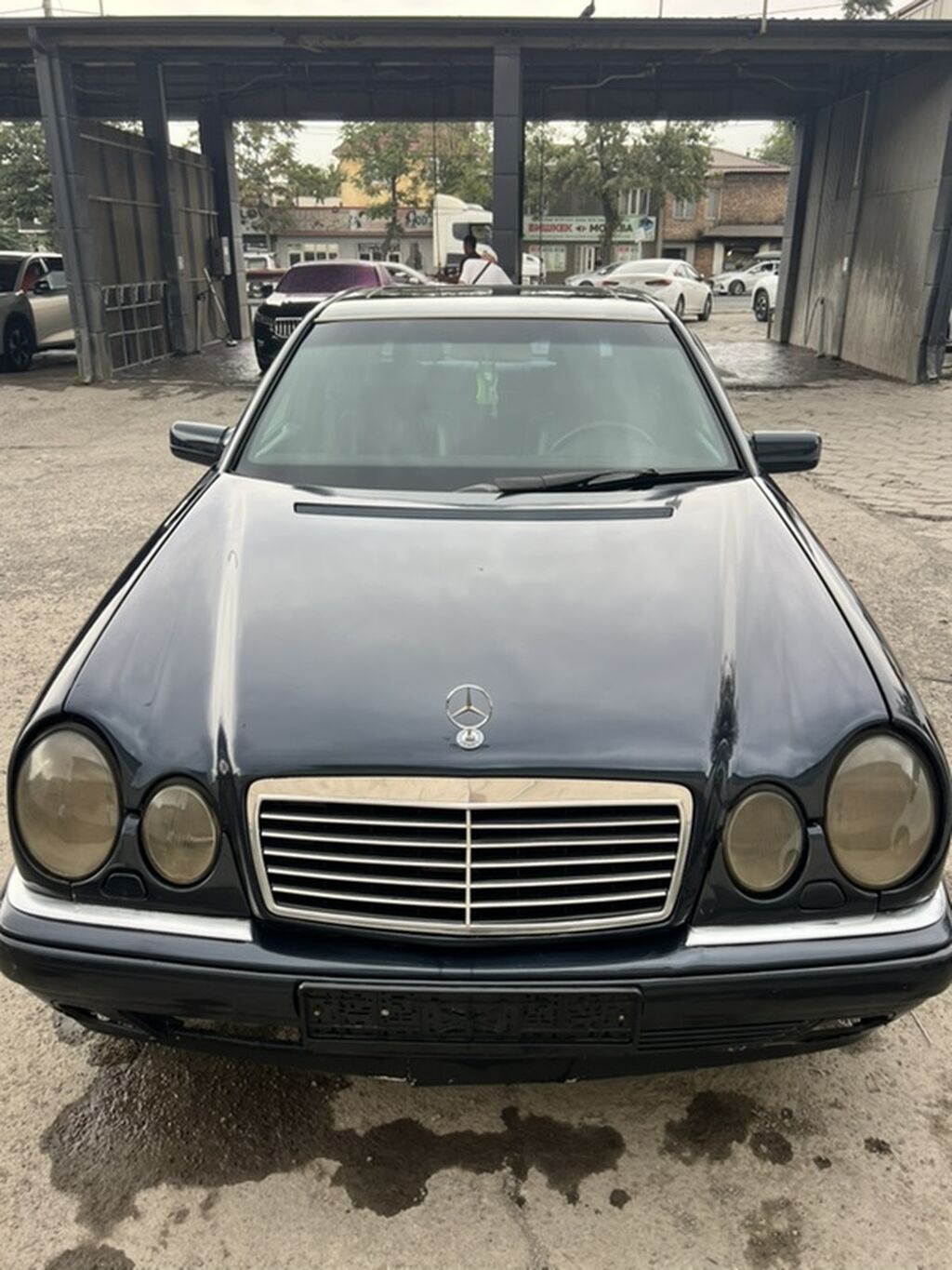 Mercedes-Benz E-Class: 1997 г., 3.2 л, Автомат, Бензин, Седан: фото 3