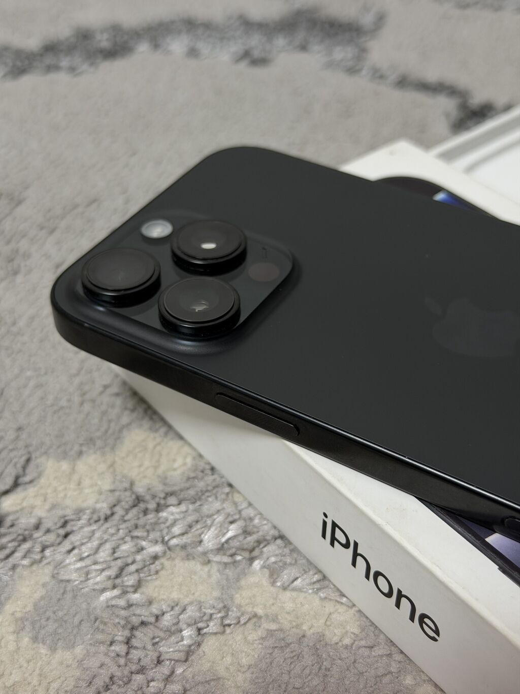 IPhone 16 Pro Max, Б/у, 256 ГБ, Black Titanium, Кабель, Коробка, 92 %: фото 3