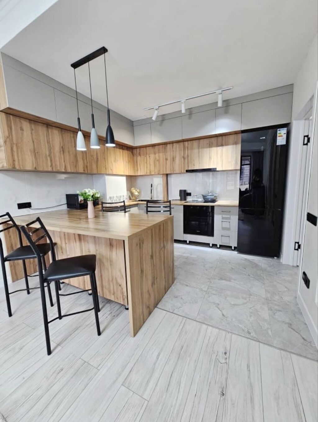 Продам студию 63 м² в ЖК Грант Виктория: фото 3