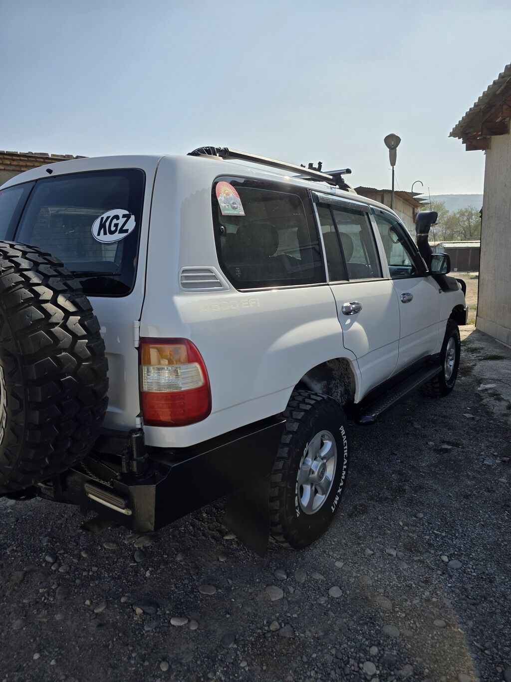 Toyota Land Cruiser: 2001 г., 4.5 л, Механика, Газ, Внедорожник: фото 3