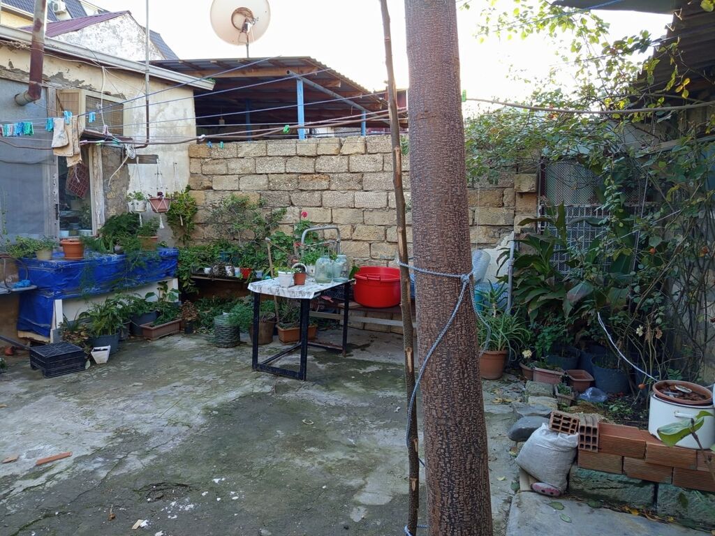 Bakıxanov qəs. 4 otaqlı, 110 kv. m, Kredit yoxdur, Təmirsiz