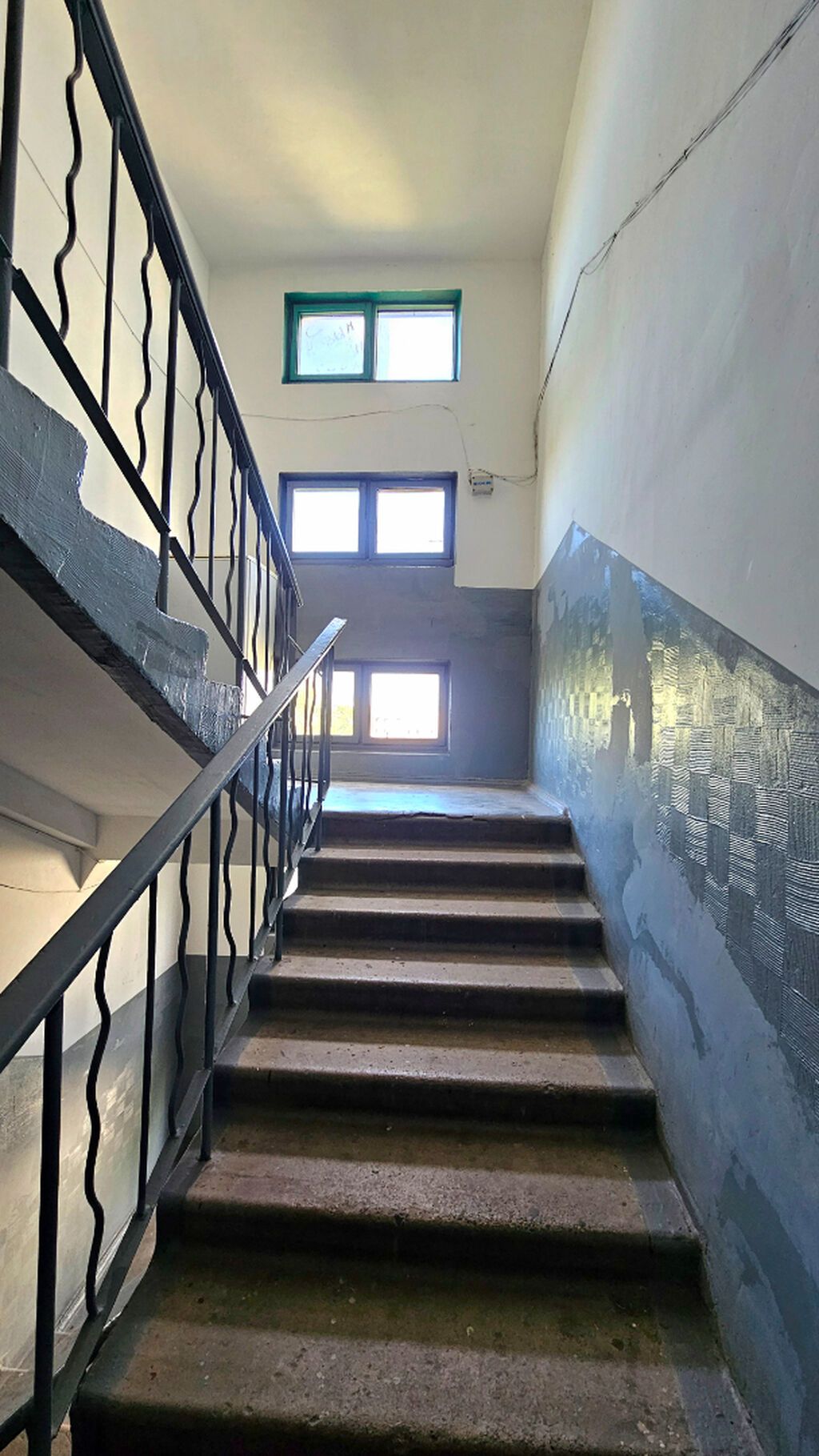 3 комнаты, 58 м², Ата-Тюрк парк 104 серия, 3 этаж, Требуется ремонт: фото 8
