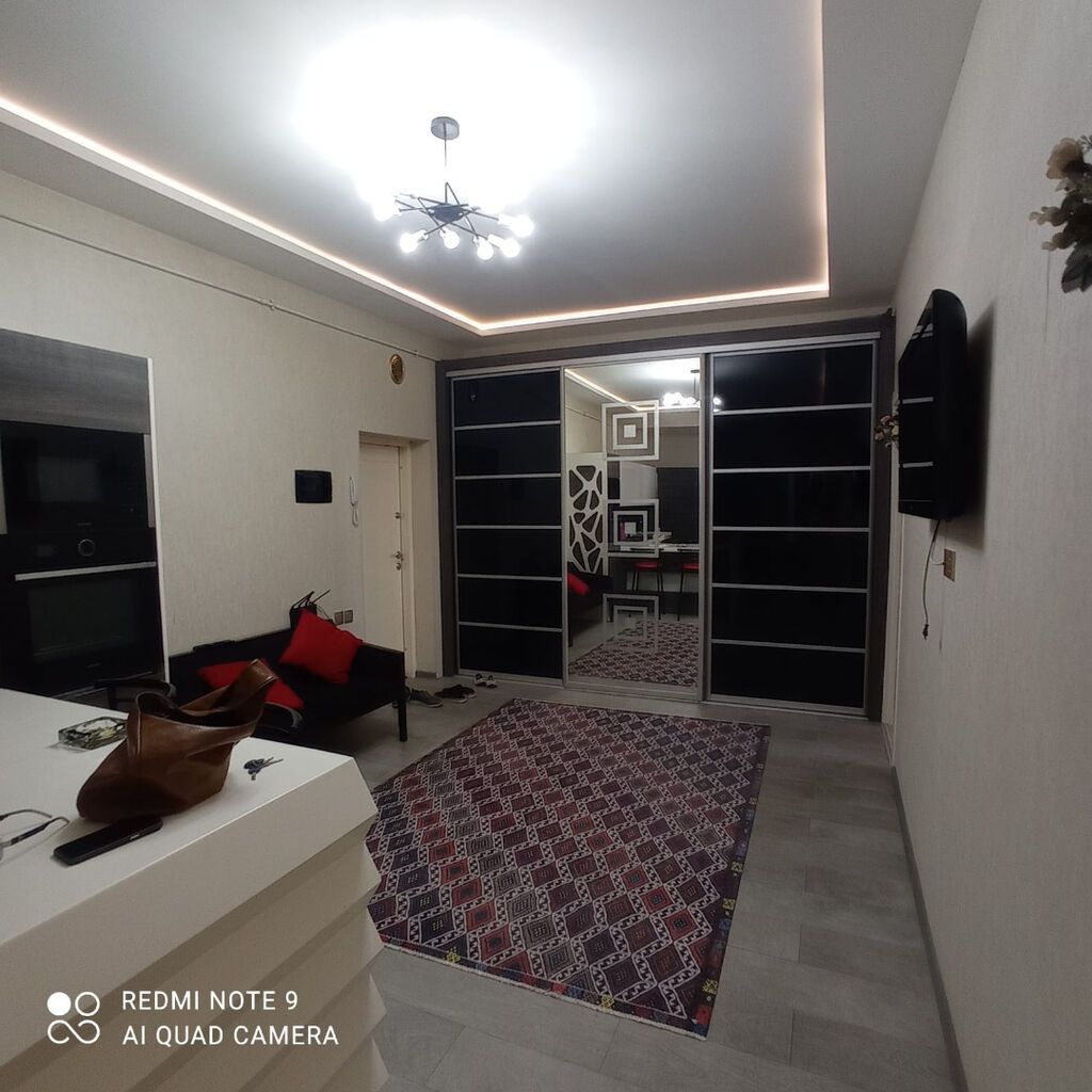 3 otaqlı, Yeni tikili, 118 kv. m