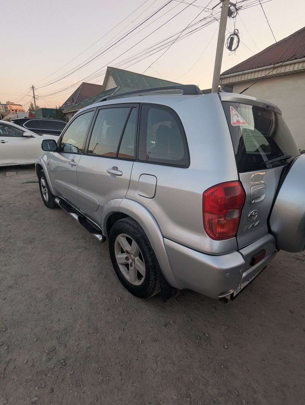 Toyota RAV4: 2005 г., 2 л, Автомат, Бензин, Кроссовер: фото 6