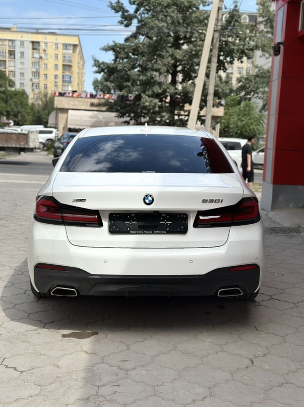 BMW 5 series: 2023 г., 2 л, Автомат, Бензин, Седан: фото 4
