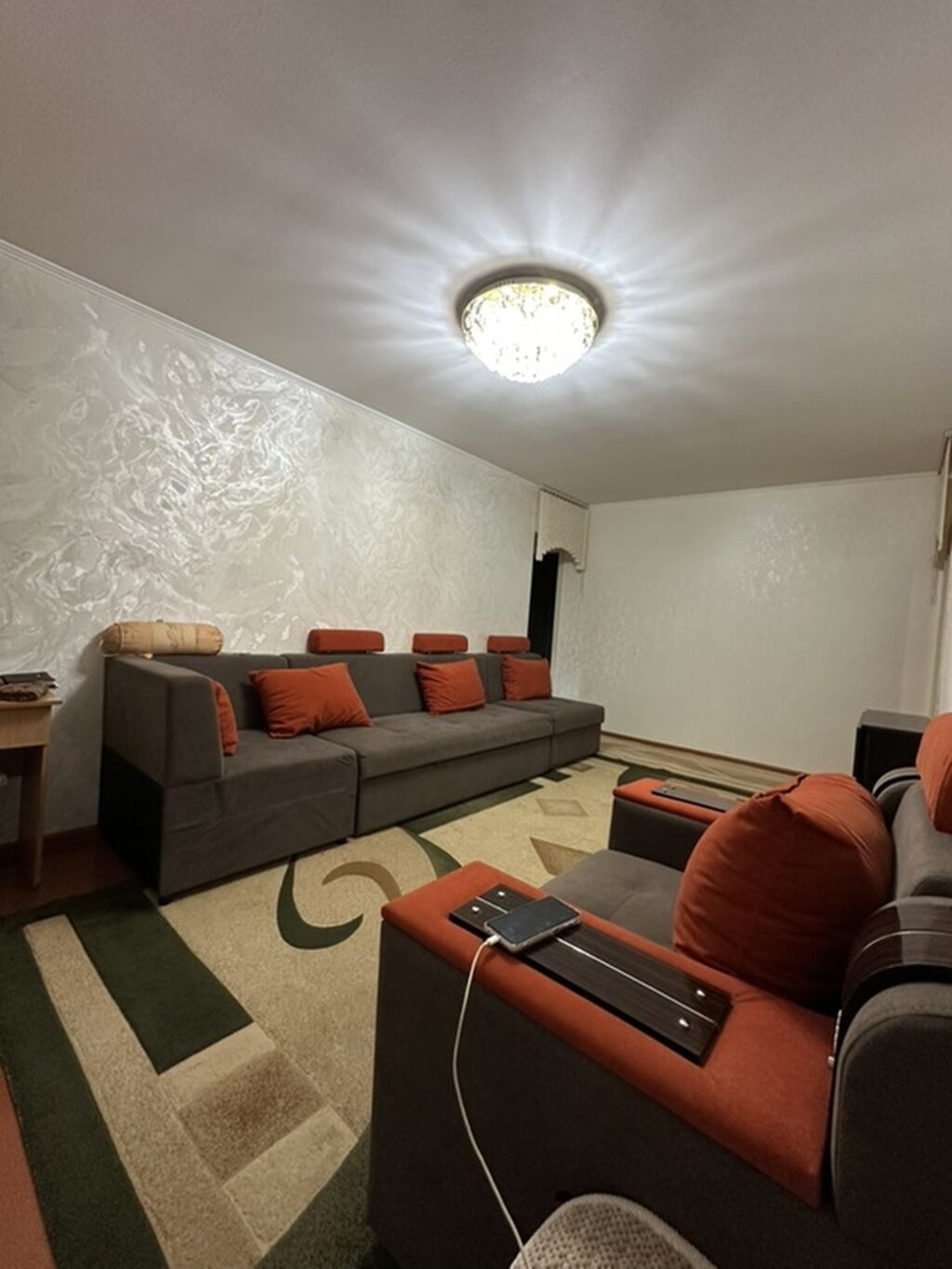 3 комнаты, 58 м², 104 серия, 3 этаж, Свежий ремонт: фото 2