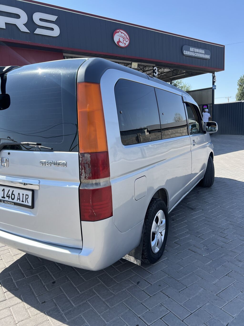 Honda Stepwgn: 2001 г., 2 л, Автомат, Бензин, Минивэн: фото 4