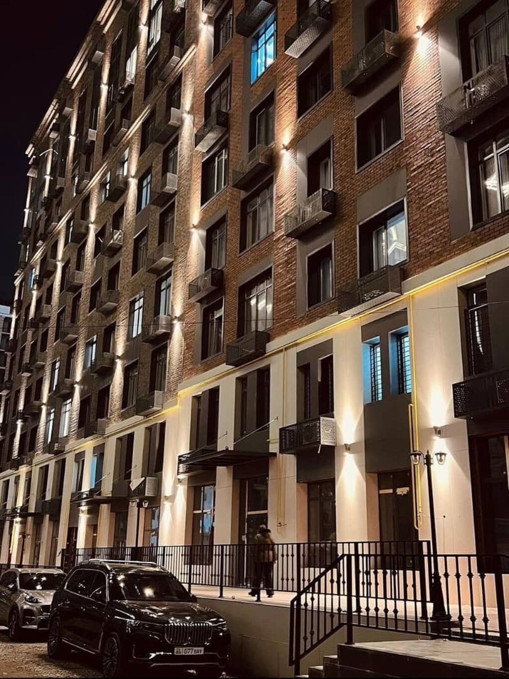 2 комнаты, 70 м², Элитка, 13 этаж, ПСО (под самоотделку) — фото 1