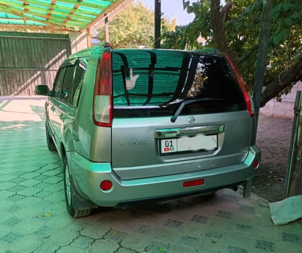 Nissan X-Trail: 2005 г., 2 л, Механика, Бензин, Кроссовер: фото 2