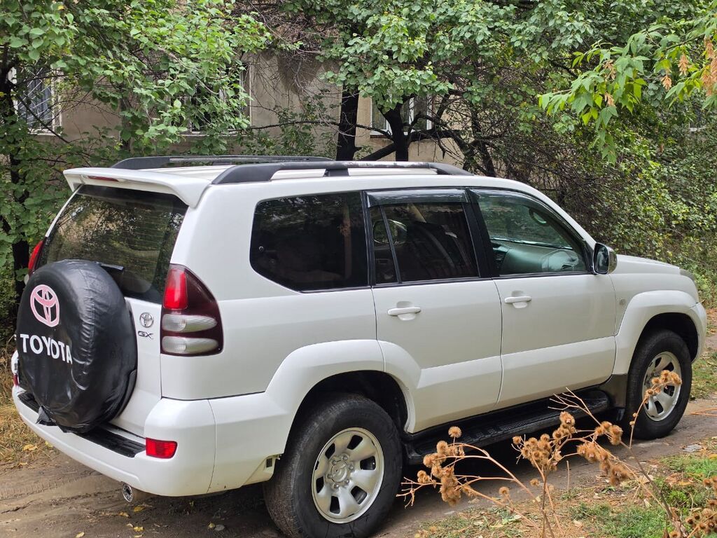 Toyota Land Cruiser Prado: 2004 г., 3 л, Механика, Дизель, Внедорожник: фото 4