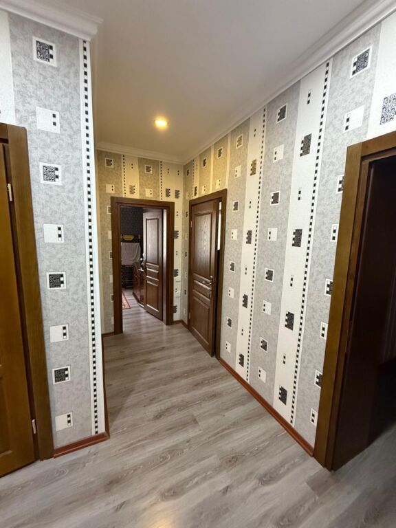6 otaqlı, 150 kv. m, Yeni təmirli