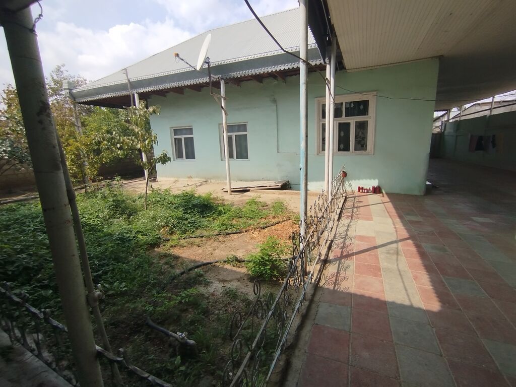 4 otaqlı, 100 kv. m, Kredit yoxdur, Orta təmir