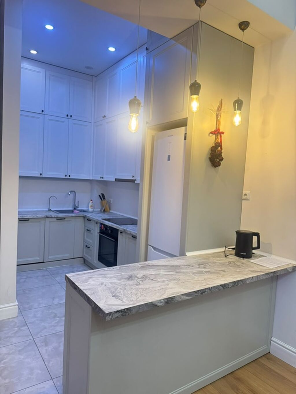 3 комнаты, 85 м², Площадь Ала-Тоо Элитка, 3 этаж, Дизайнерский ремонт: фото 8