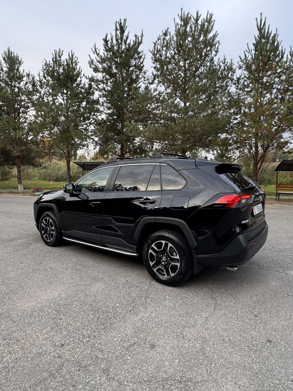 Toyota RAV4: 2020 г., 2.5 л, Автомат, Бензин, Кроссовер: фото 2