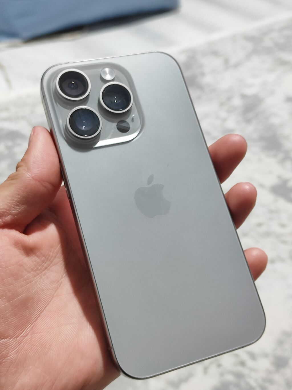 IPhone 15 Pro, Б/у, 128 ГБ, Natural Titanium, Кабель, 83 %: фото 5
