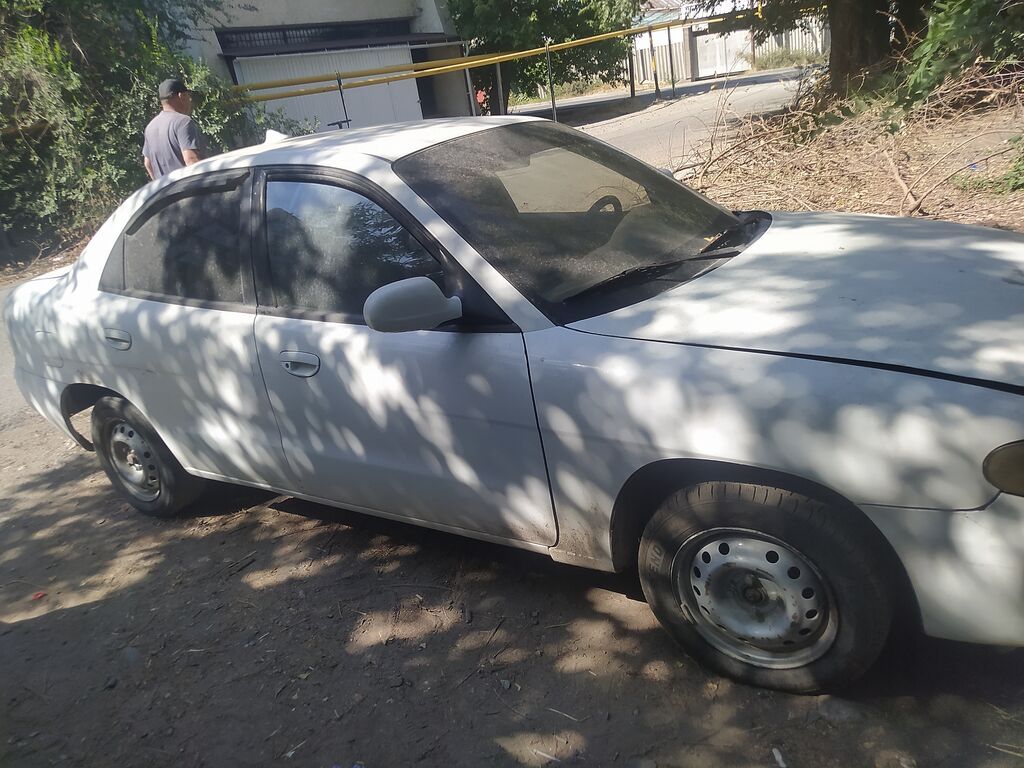 Daewoo Lanos: 1998 г., 1.5 л, Механика, Седан: фото 5