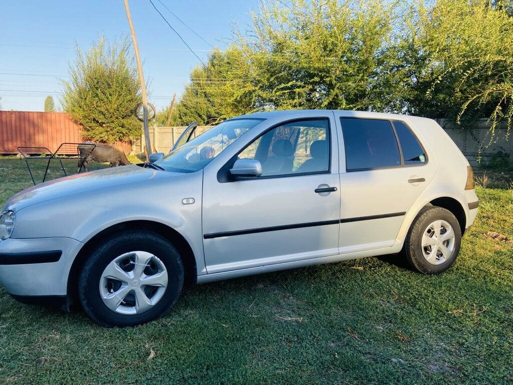 Volkswagen Golf: 2000 г., Хэтчбэк: фото 3