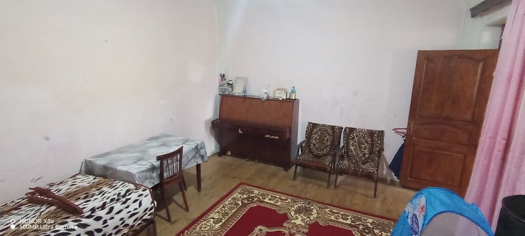 4 otaqlı, 110 kv. m, Kredit yoxdur, Orta təmir