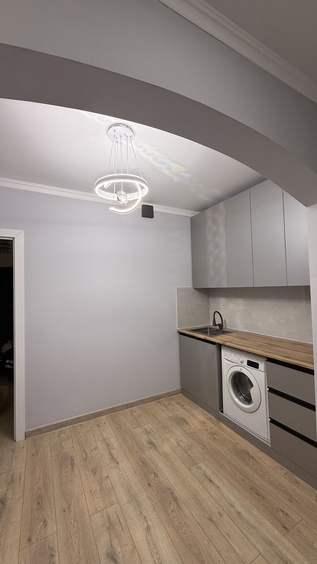 1 комната, 45 м², Киргизия 1 105 серия, 6 этаж, Дизайнерский ремонт: фото 5