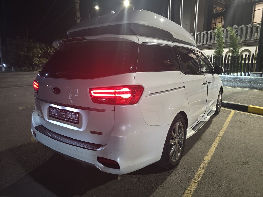 Kia Carnival: 2020 г., 2.2 л, Автомат, Дизель, Минивэн: фото 4