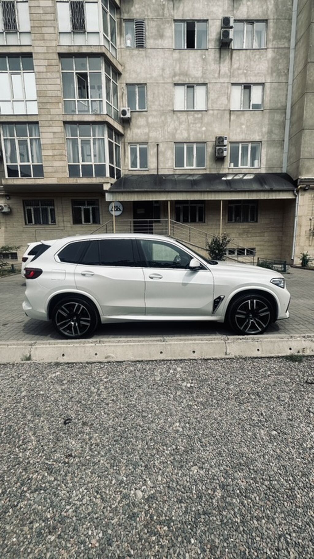 BMW X5 M: 2020 г., 4.4 л, Автомат, Бензин, Кроссовер: фото 4