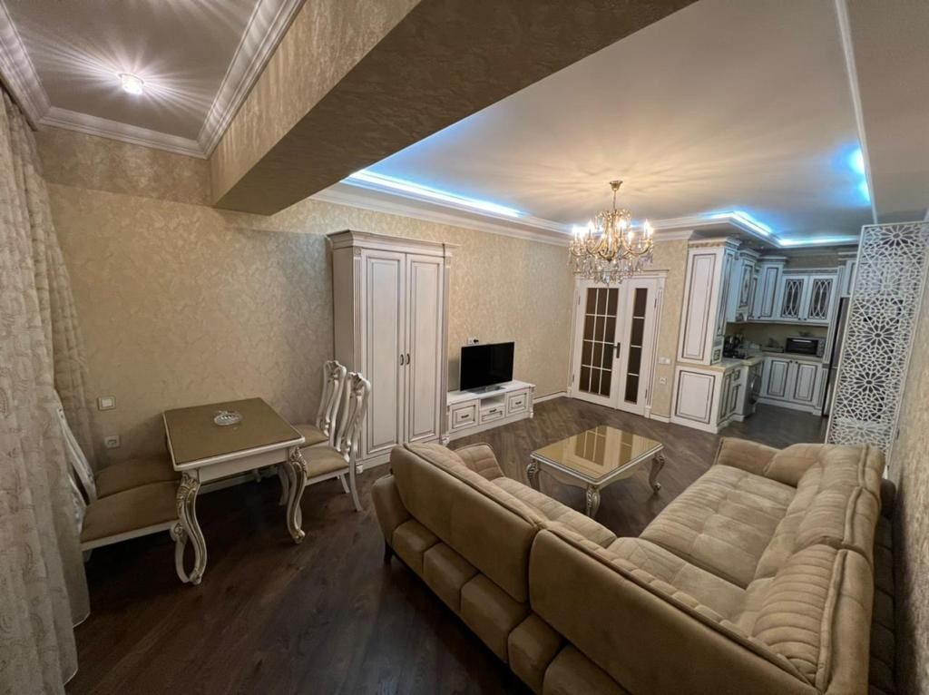 Premium dizaynlı mənzil – dəniz mənzərəli - Plan: geniş qonaq otağı