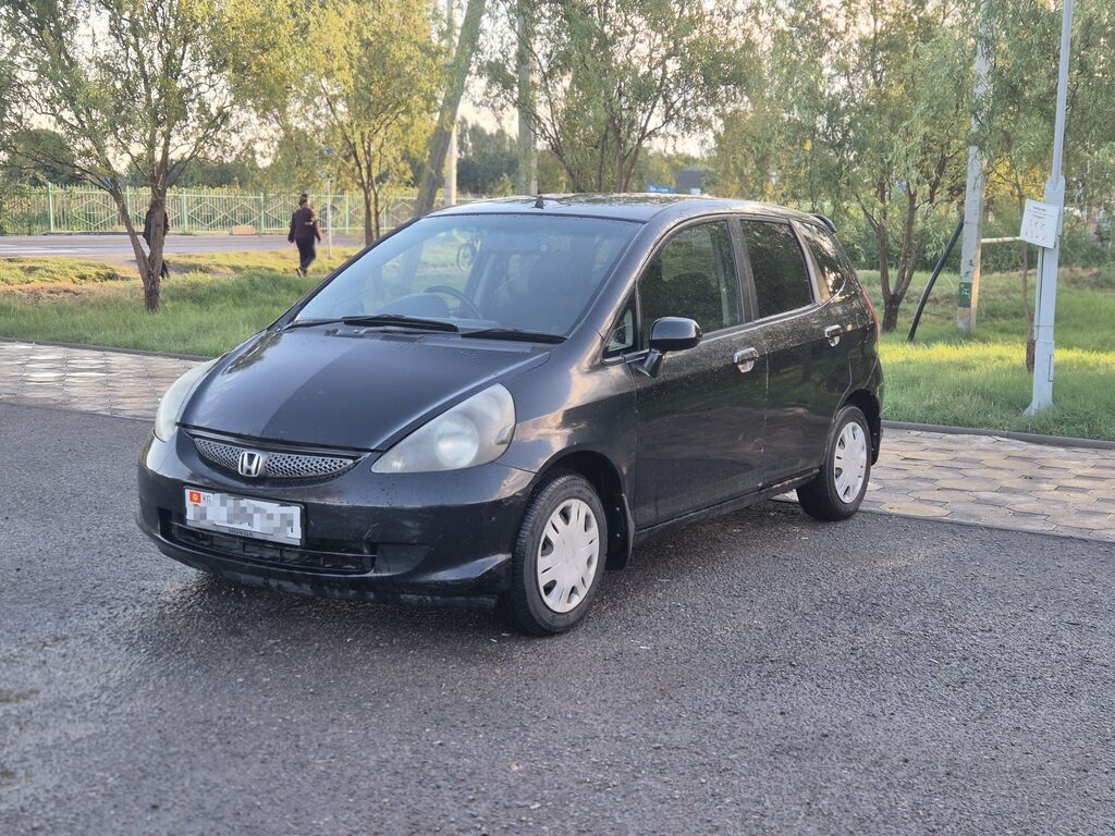 Honda Fit: 2003 г., 1.5 л, Вариатор, Бензин, Хэтчбэк: фото 3