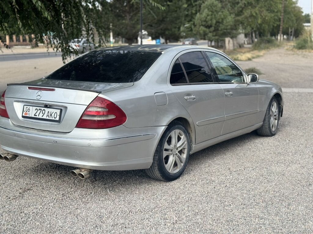 Mercedes-Benz E-Class: 2003 г., 3.2 л, Автомат, Бензин, Седан: фото 3