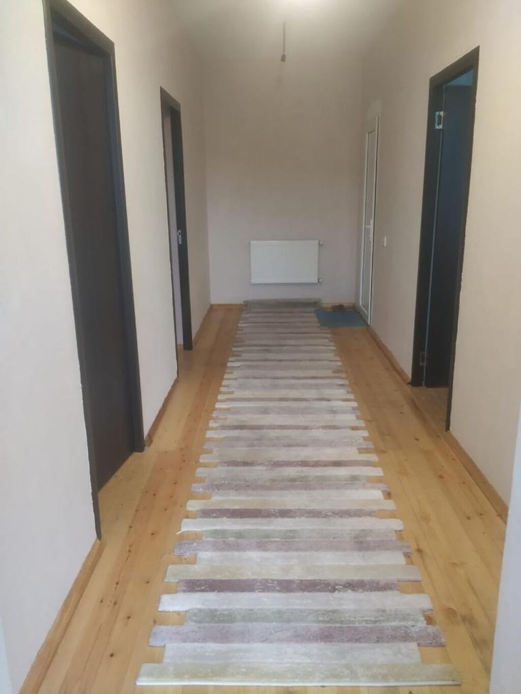 80 kv. m, 3 otaqlı, İnternet, İşıq, Su