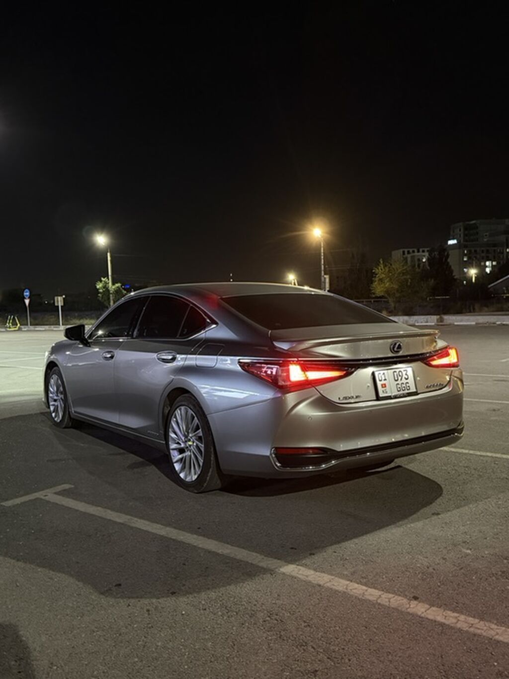 Lexus ES: 2020 г., 2.5 л, Вариатор, Гибрид, Седан: фото 4