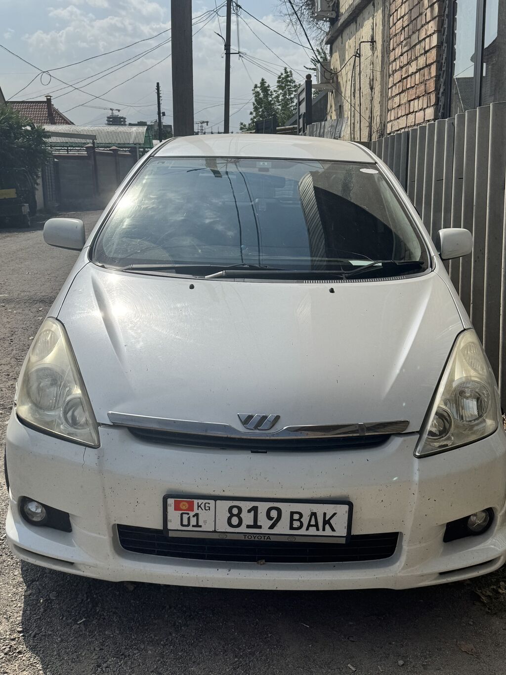 Toyota WISH: 2003 г., 1.8 л, Автомат, Газ, Минивэн