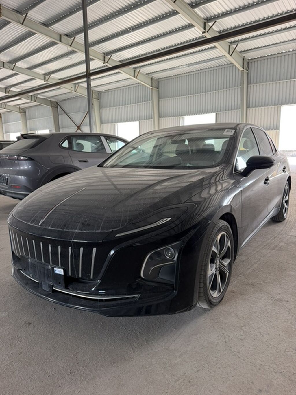 Hongqi E-QM5 (электромобиль) Год 2021 (ноябрь) Свежепригнанные: фото 6