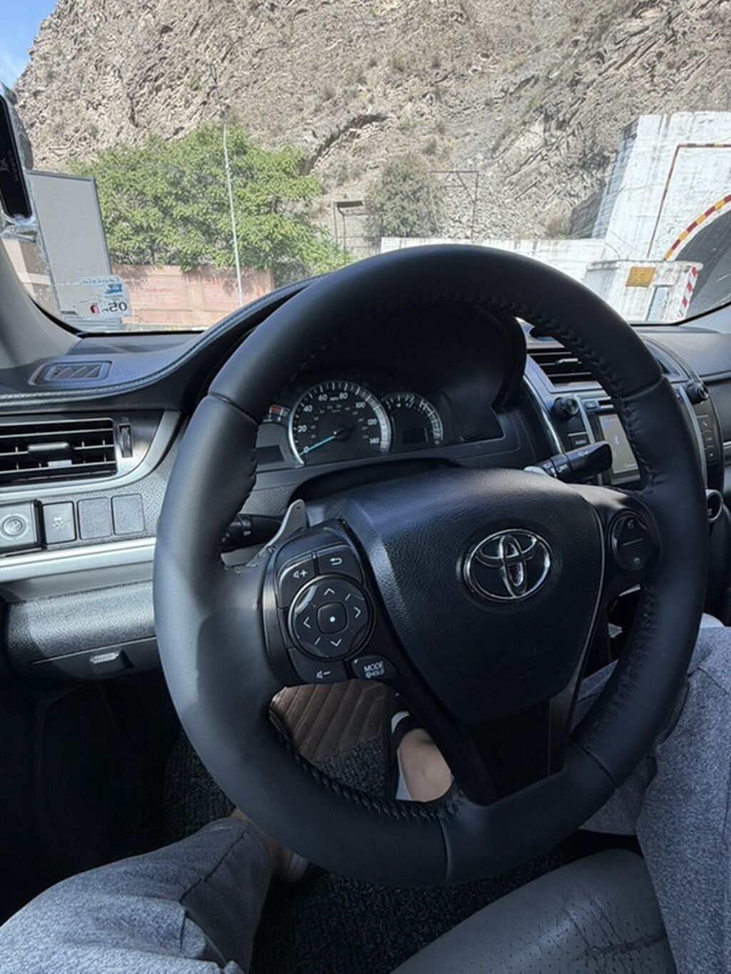 Toyota Camry: 2012 г., Автомат, Седан: фото 8