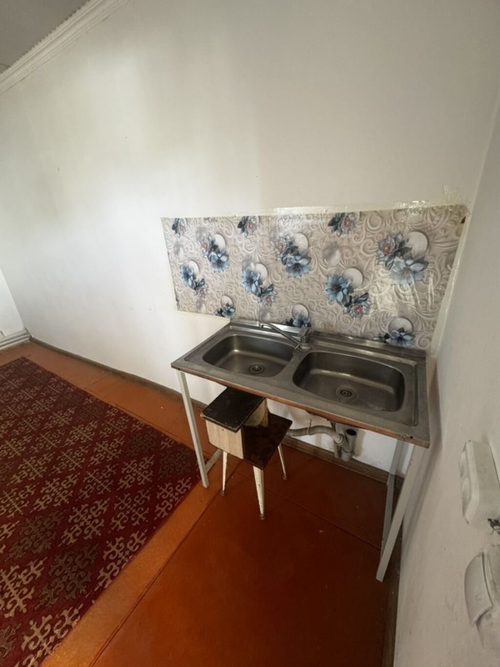 Сдаётся квартира на дольгий срок Планировка и оснащение: - Комната со: фото 2