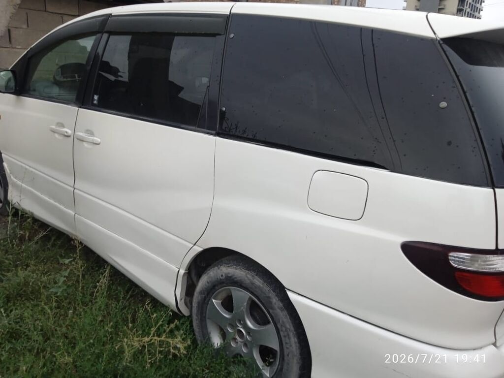 Toyota Estima: 2003 г., 2.4 л, Автомат, Газ, Минивэн: фото 4