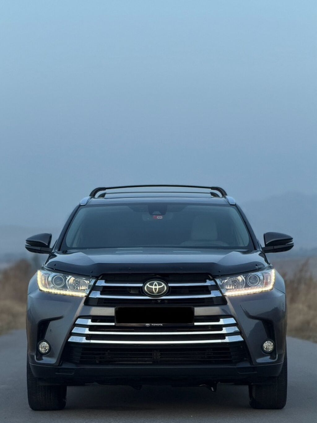 Toyota Highlander: 2018 г., 3.5 л, Автомат, Бензин, Кроссовер: фото 3