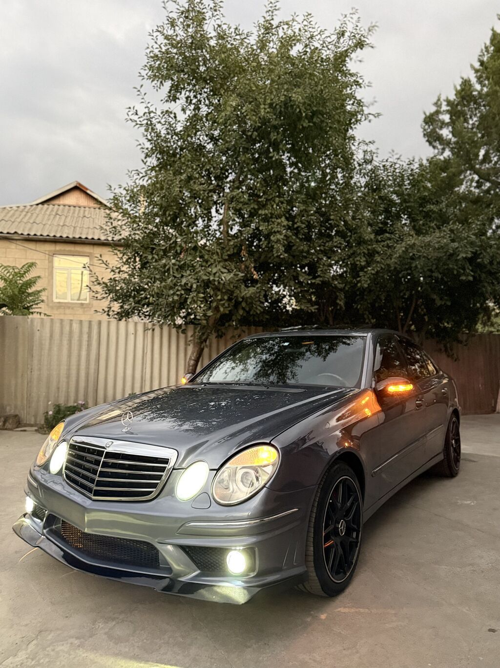 Mercedes-Benz E-Class: 2003 г., 5 л, Автомат, Бензин, Седан: фото 5
