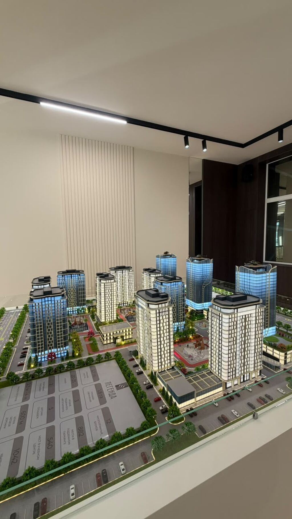 Продажа магазинов В жилом доме, 162 м², ПСО (под самоотделку), Отдельный вход, 1 этаж