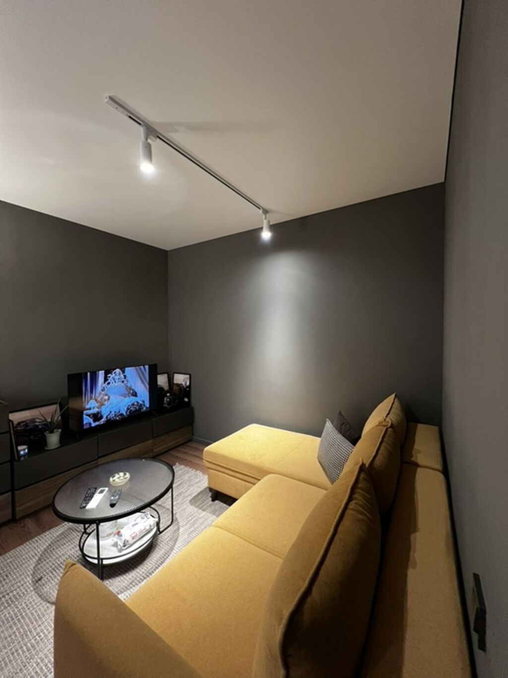 1 комната, 29 м², Золотой квадрат Индивидуалка, 1 этаж, Дизайнерский ремонт: фото 3