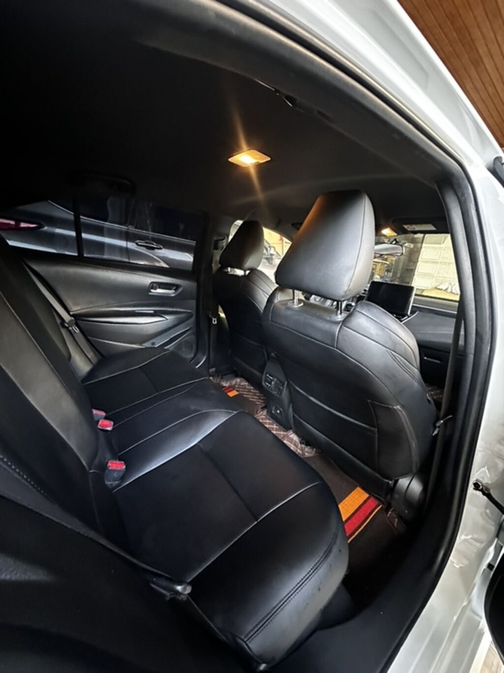 Toyota Levin Hybrid 2021, 1.8 л, вариатор, седан: фото 5